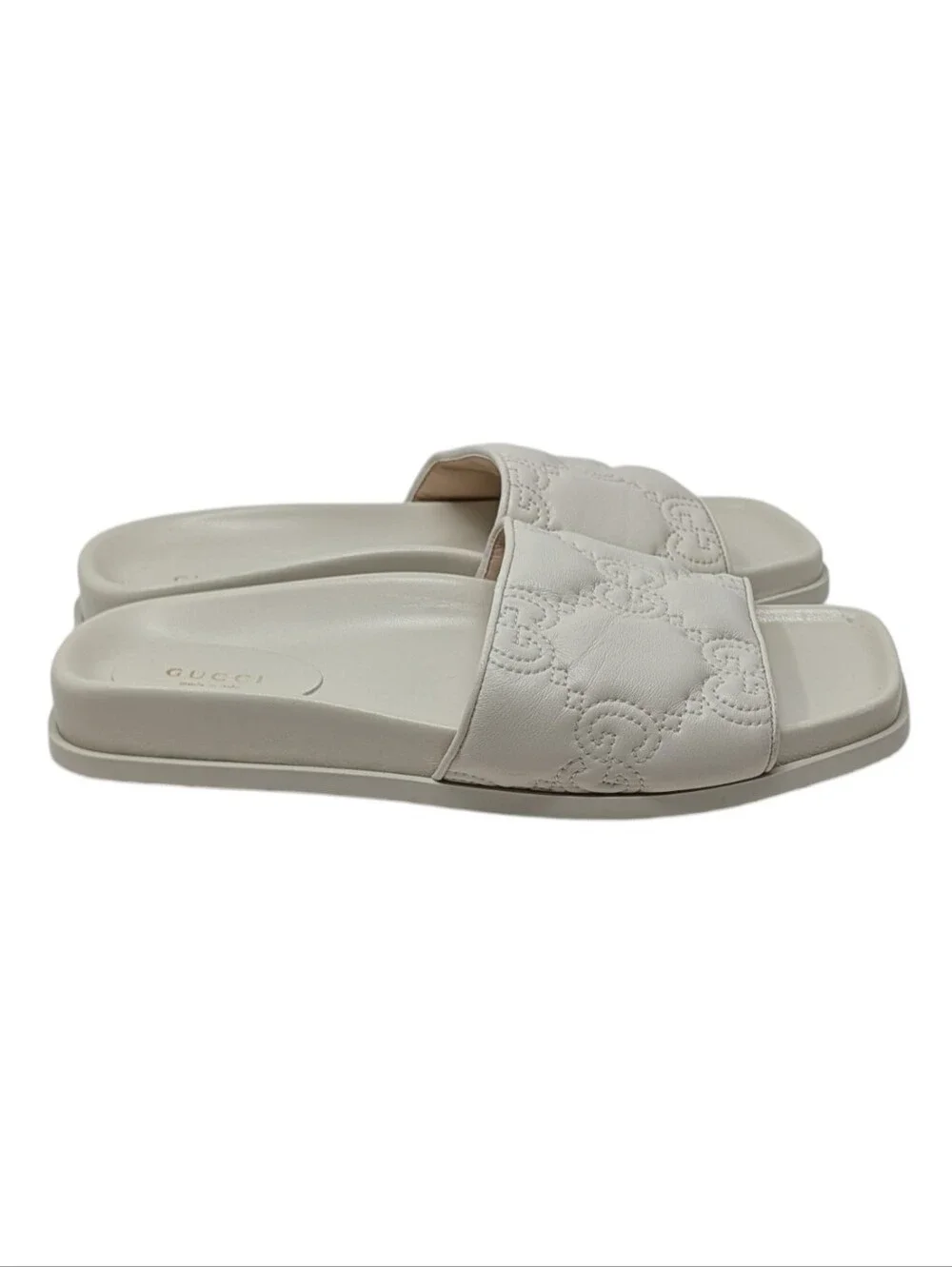 Gucci White Interlocking G Leather Quilted Embroidered Slide Sandals Size EU 39